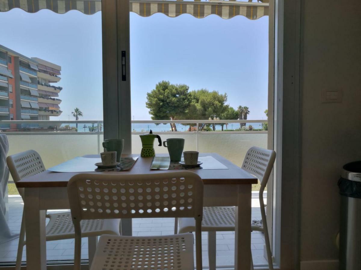 Mare 3 Appartement Ventimiglia Buitenkant foto